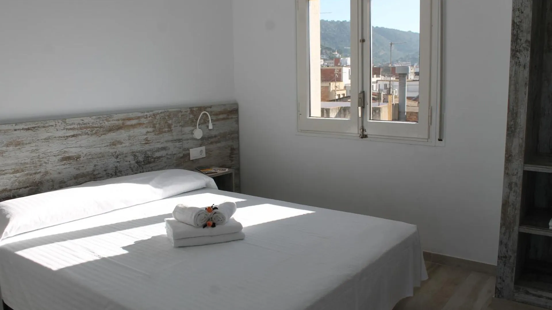 ** Guest house Agi Gloria Rooms Roses Spain
